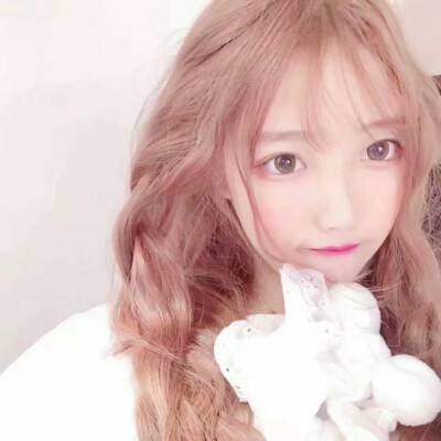 纳指重回22000点 拼多多大涨9%